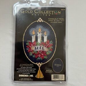 Dimensions Gold Collection Petites CANDLELIT NOEL Counted Cross Stitch Kit 8678